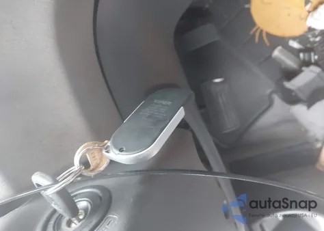 2000 Honda Accord 2.3 Lx из США, поврежденный, VIN 1HGCG6650YA069308